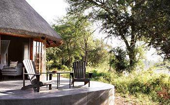 Motswari Private Game Reserve - Timbavati クラセリー・プライベート自然保護区 エクステリア 写真