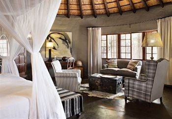 Motswari Private Game Reserve - Timbavati クラセリー・プライベート自然保護区 エクステリア 写真